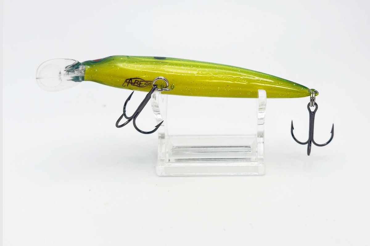 Emerald Shiner bottom