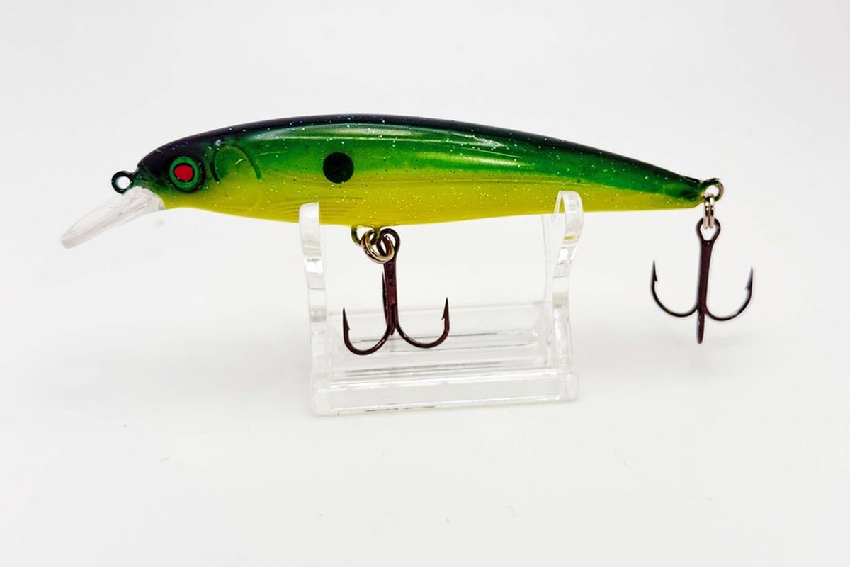Emerald Shiner side