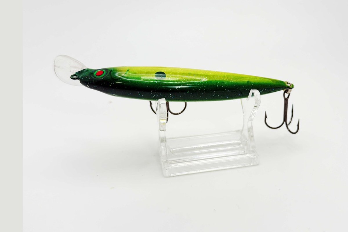 Emerald Shiner top